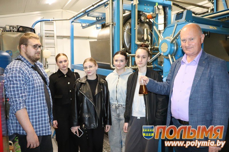 Студенты Гродненского государственного аграрного университета побывали на экскурсии в СПК Свитязянка